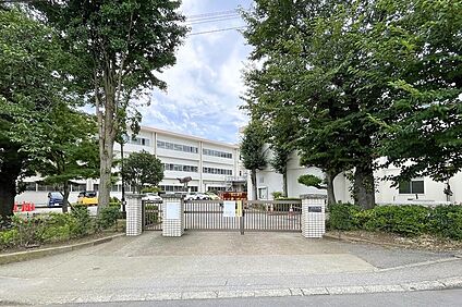 千葉市立稲毛中学校（現地より徒歩6分） 約480m