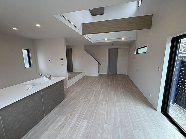 7号地　リビングダイニグ