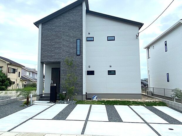 【13号地】モダンなデザインの外観