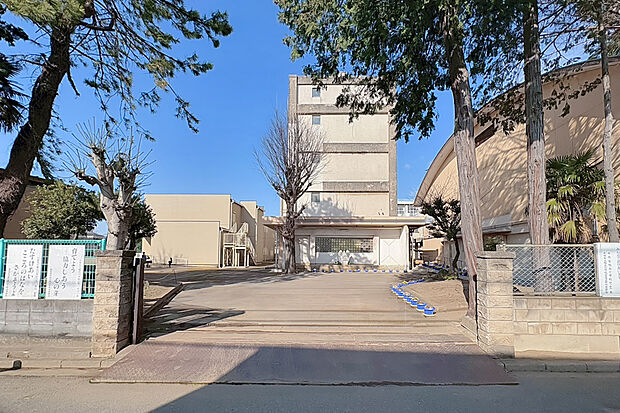 千葉市立稲丘小学校（約157m）
