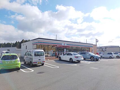 セブンイレブン千葉土気町店 約770ｍ～約905ｍ(徒歩10分～12分)
