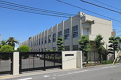 岸和田市立北中学校 約1130ｍ