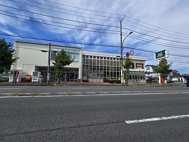 FUJI佐原店（約1,100m）