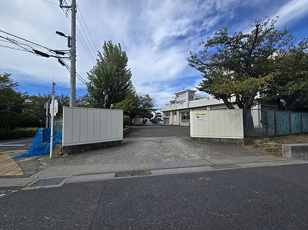 横須賀市立森崎小学校（約750m）