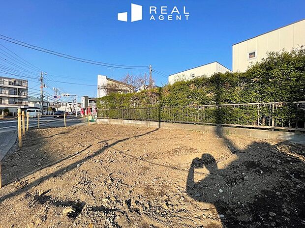 参考プランは奥行きのあるWICが2ヶ所ありゆとりのある間取り図です。湘南の玄関口「大船」駅徒歩約18分。