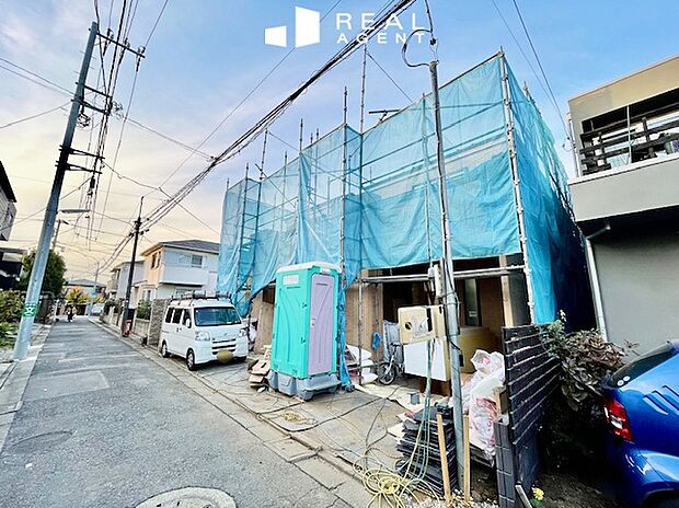 【現地外観写真】お車でのアプローチもご案内させて頂きます。お車と徒歩のアプローチをご一緒しますので、なんなりとご質問下さい。