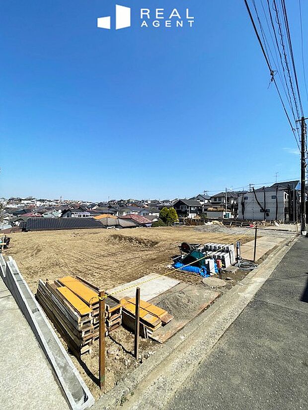 【現地撮影】参考プランは全棟ゆとりある4LDK♪
充実な設備仕様で快適な生活と、在宅ワークや趣味を充実させる暮らしの両立が叶うお家に。