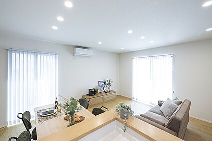 【1階約16.75帖LDK/2号地モデルハウス】