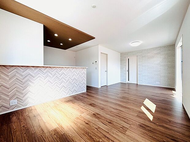 【上尾市壱丁目南D号棟 LDK】17.3帖のLDK