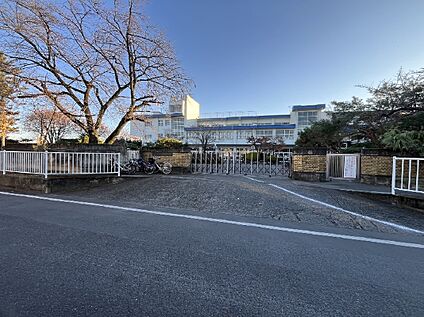 前橋市立 勝山小学校 約480m(徒歩約6分)