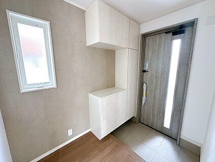 【3号棟:玄関収納】