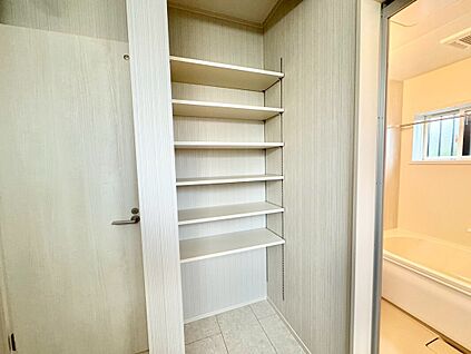 7号棟　洗面収納