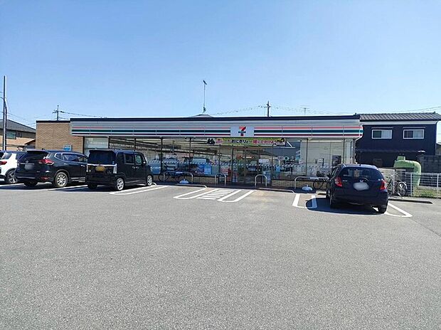 セブンイレブン 小山横倉新田店(約420m)