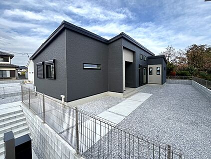 【2号棟　外観】