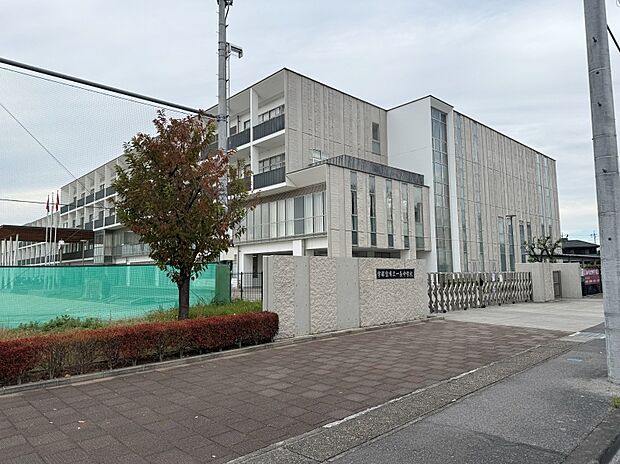 一条中学校（約1,861m）