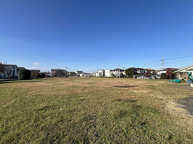 藤沢なかよし公園（約210m）