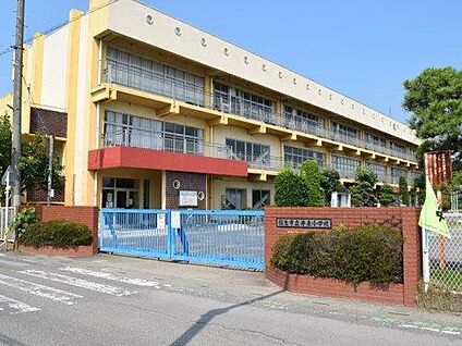 羽生市立東小学校 約1,670m～1,770m(徒歩21分～23分)