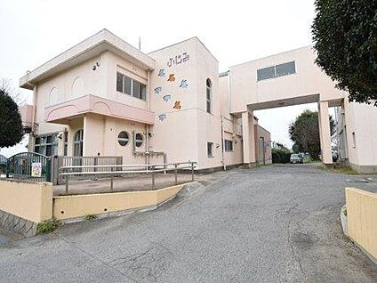 認定こども園富士見幼稚園 約2,970m(徒歩約38分)