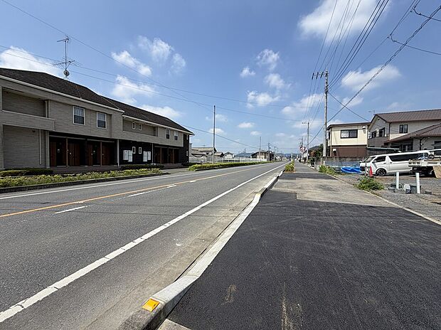 【【前面道路】】南側18mの公道に面し、日当たり良好!見通しも良く、車の出し入れもスムーズに行えます♪(2026年7月10日撮影)