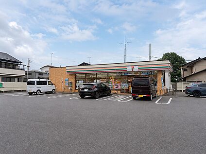 セブンイレブン 壬生国谷店 約640m(徒歩8分)