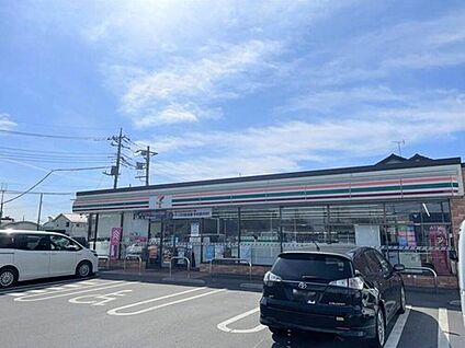 セブンイレブン 加須市役所前店 約630m(徒歩約8分)