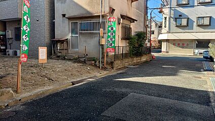 着工前の現地写真と道路