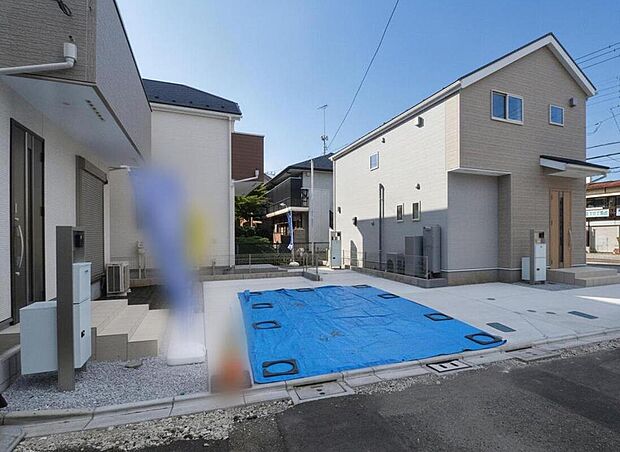 【前面道路含む現地写真】小・中学校徒歩5分圏内♪子育て環境にはピッタリな落ち着いた雰囲気の閑静な住宅地です。