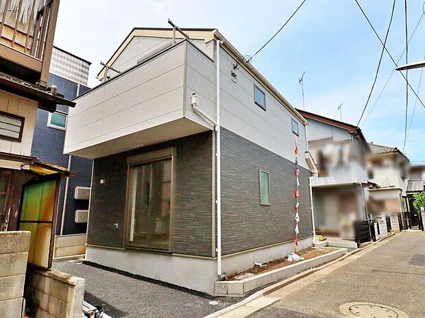 【現地外観写真】耐震に優れた工法を採用、一生住む家だから構造にも環境にもこだわりを!