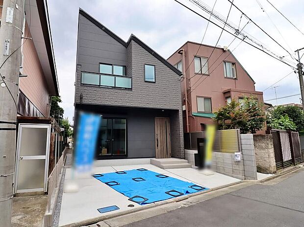 【現地外観写真】断熱等級6のZEH水準住宅♪3SLDK+カースペース2台の機能的なプランで、「あったらいいね」の声に応えます!