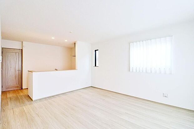【リビング】～Living Room～未来を予感させる「空間が織り成すひとつ先の住み心地」を演出します。