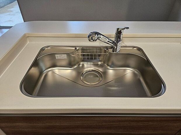 【その他設備】広いシンクで洗い物も余裕のスペース♪