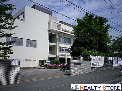 福岡市立板付中学校 350m