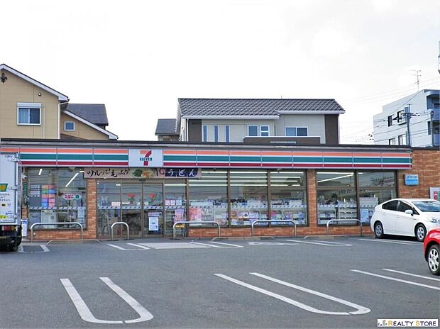 セブンイレブン大野城上大利店（約350m）
