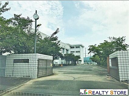 筑紫野市立天拝中学校 1400m