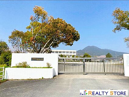筑紫野市立阿志岐小学校 1400m