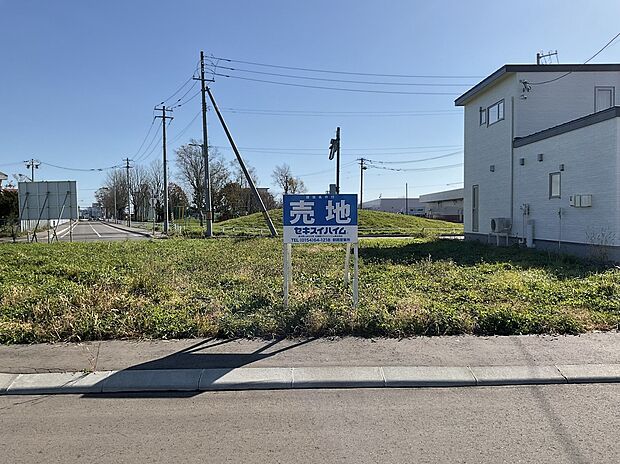 【区画36】正面:235.96m2(71.37坪)の整形地(2025年10月撮影)