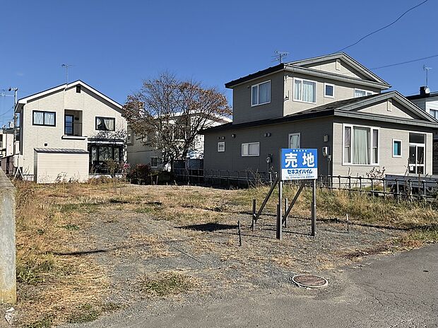 南向きの平坦な宅地(2025年10月撮影)