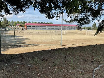 札内南小学校 徒歩7分