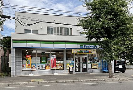 ファミリーマート本郷通店 徒歩5分