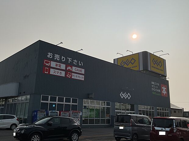 ゲオ滝川東町店