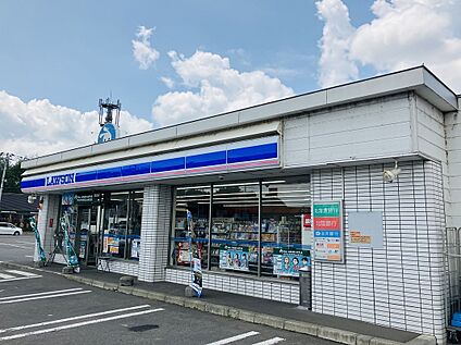 ローソン旭神2条店 徒歩4分
