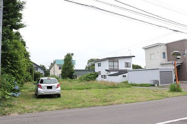 【南西から撮影】徒歩圏内にお買い物施設充実(2026年7月撮影)