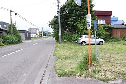 前面道路(西方面)
