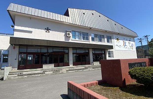 緑新小学校