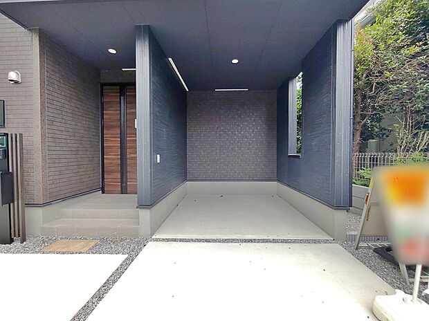 小学校まで徒歩10分以内で、毎日の通学もスムーズ。お子様が一人で歩く経験を重ねながら、安心して成長を見守れます♪