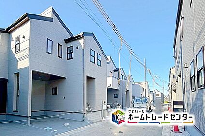  現地外観写真 リビング 現地外観写真 前面道路含む現地写真