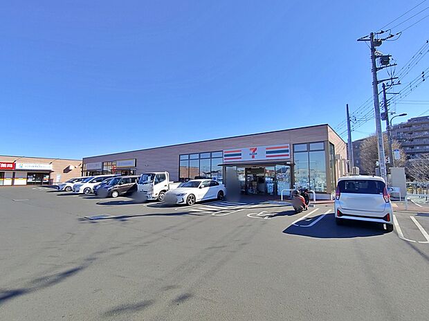 セブンイレブン和光南1丁目西店（約240m）