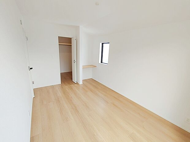 【☆Room☆】心地良い風を感じられる全居室２面採光！風通しがよく効果的に空気の入れ替えができます。