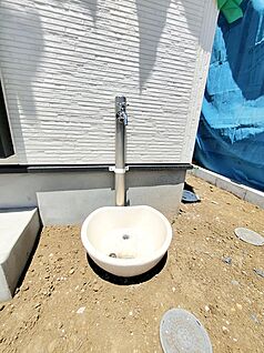 外部水栓と受け皿