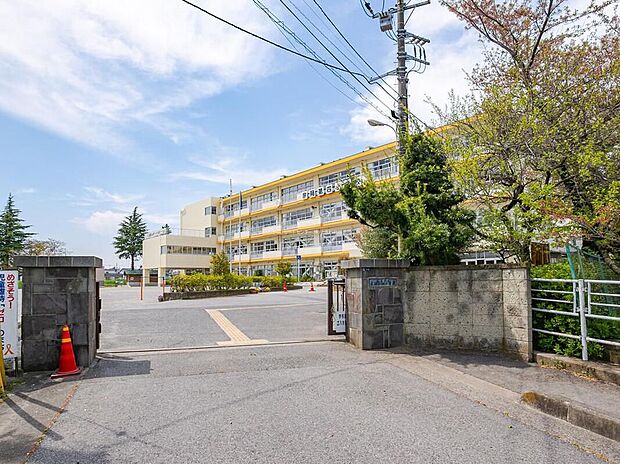 志木市立宗岡第四小学校(約750m)